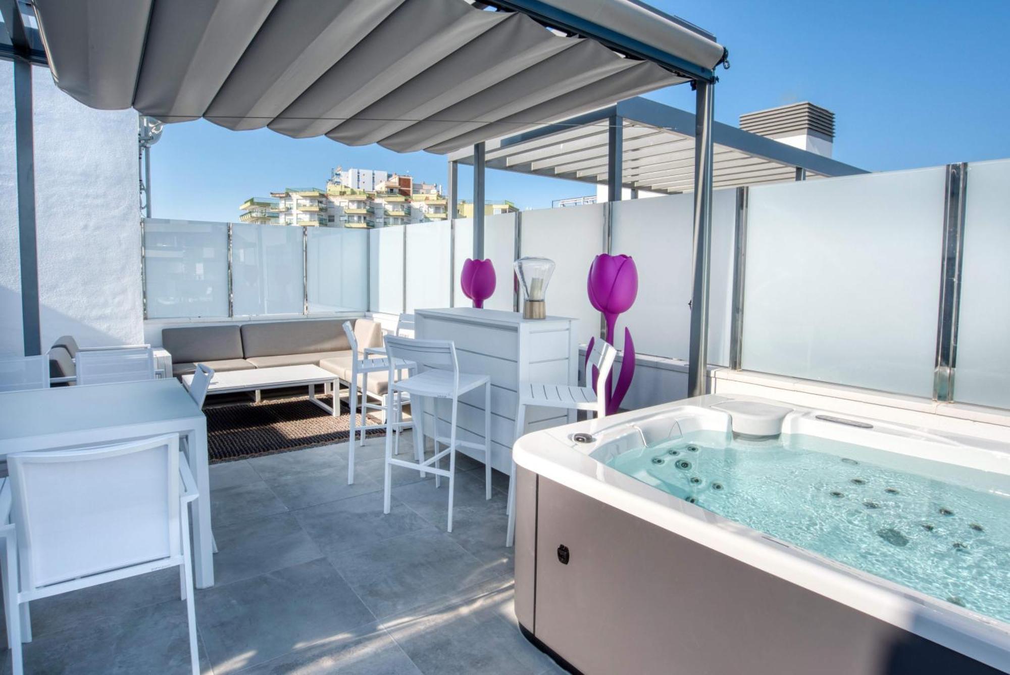 Penthouse On The First Line Apartment Platja d'Aro Bagian luar foto