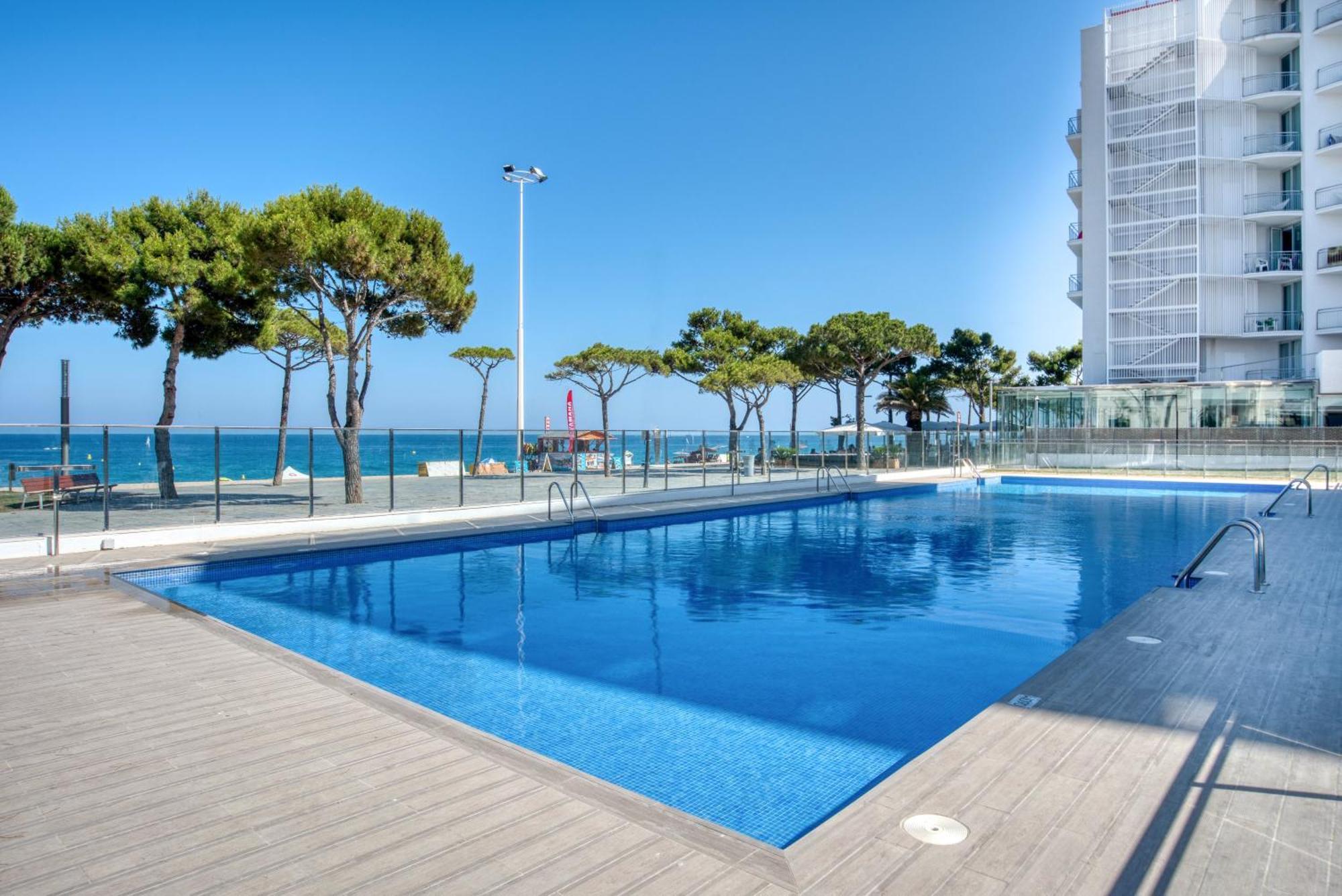 Penthouse On The First Line Apartment Platja d'Aro Bagian luar foto