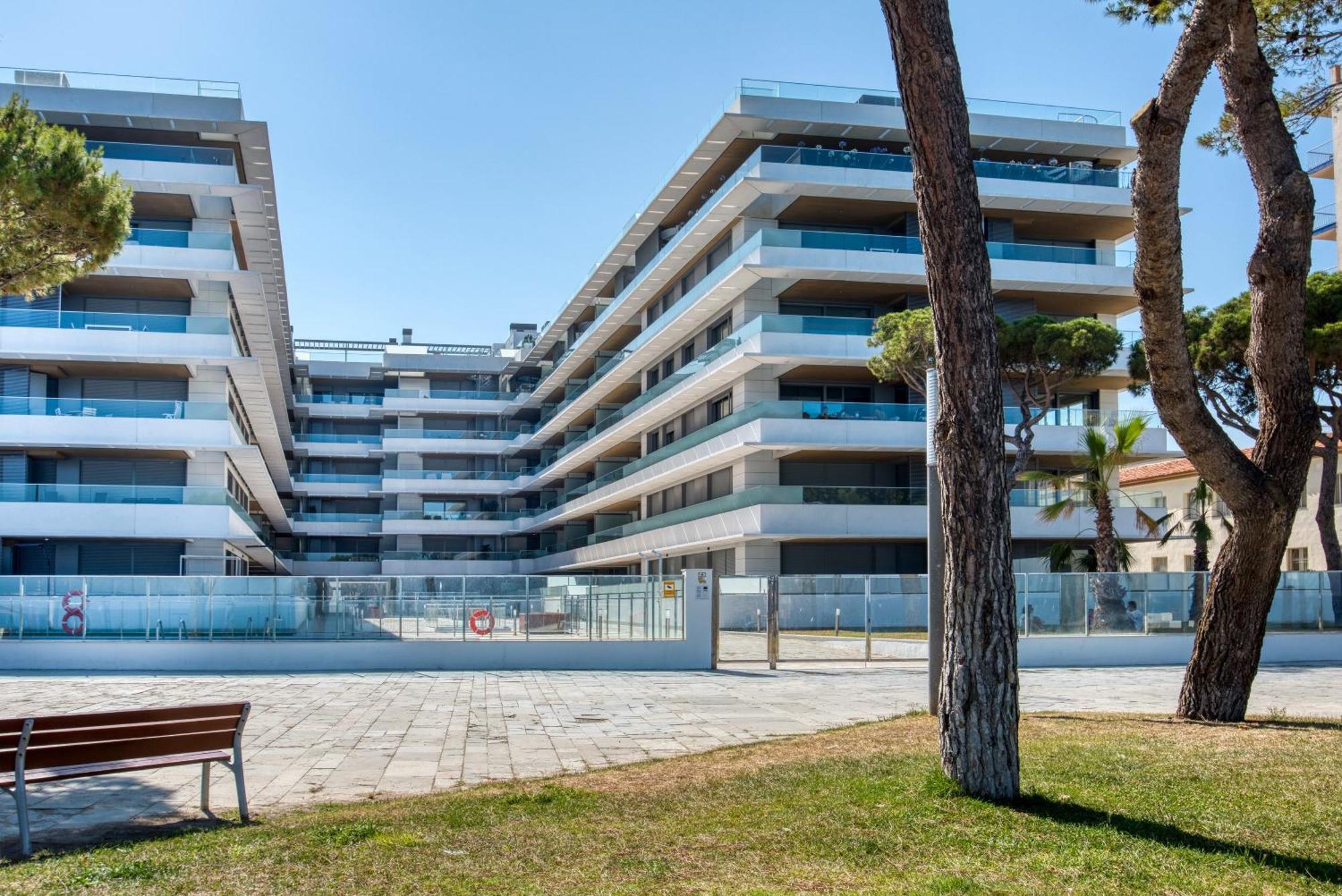 Penthouse On The First Line Apartment Platja d'Aro Bagian luar foto